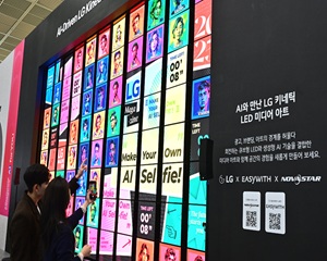 [KES 2025] LG전자, '키네틱 LED'부터 AI 홈 허브 'LG 씽큐 온'까지 미래 앞당기는 AI 기술 선보여